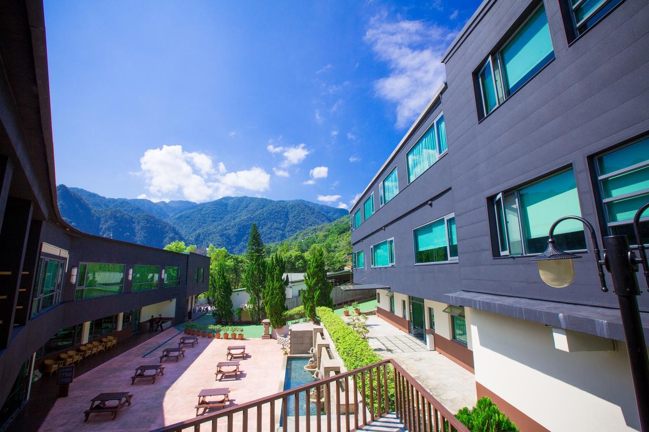 Four Season Beauty Resort Wulai Exterior foto